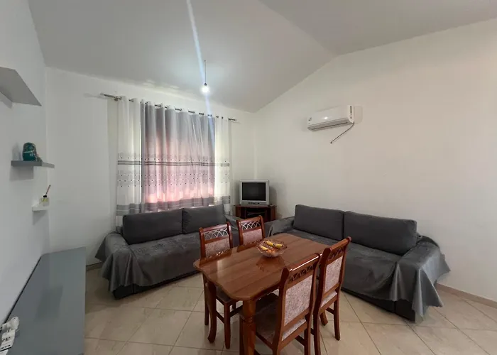 House Apartament Divjaka