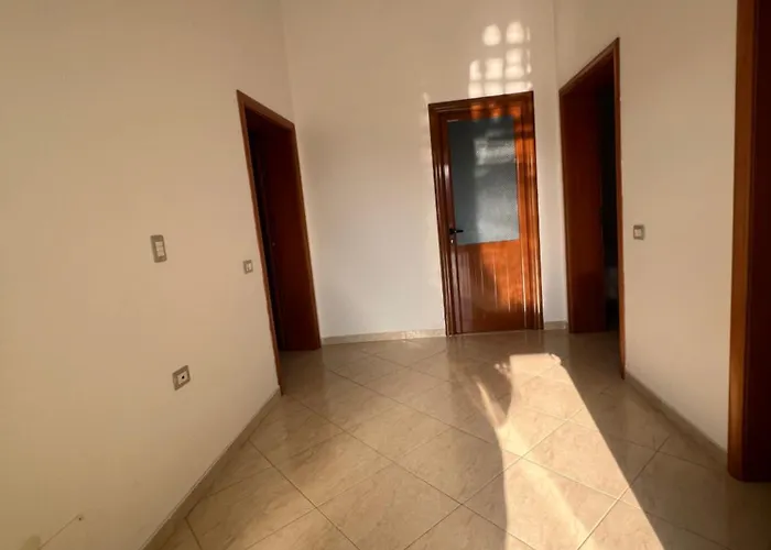 House * 迪夫亚卡